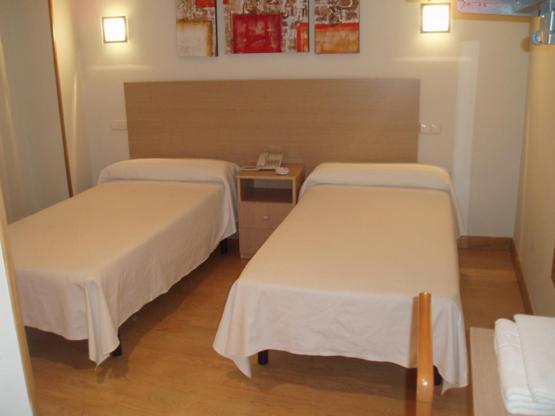 Hostal Francisco Salinas Burgo Szoba fotó